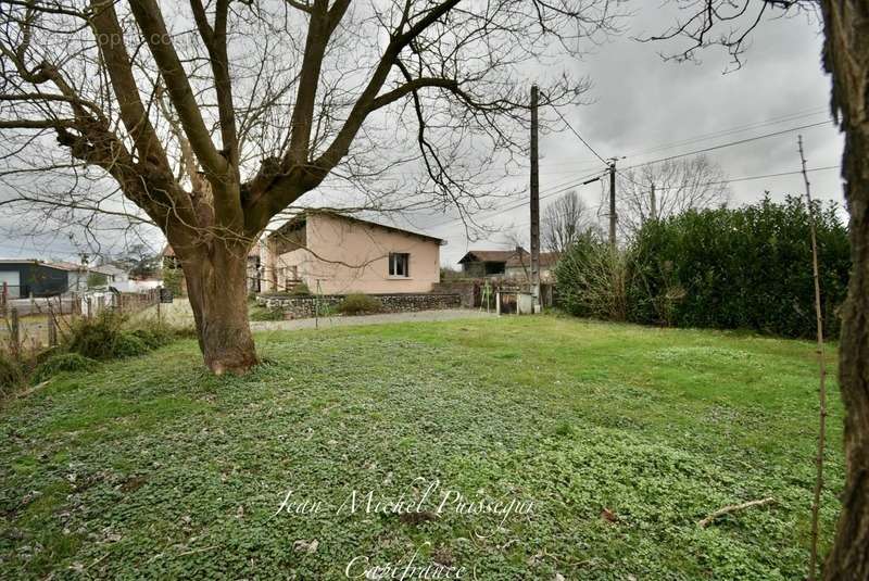 Maison à LABARTHE-INARD