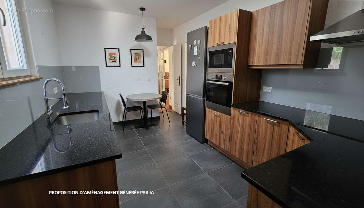 Maison à LE CANNET-DES-MAURES