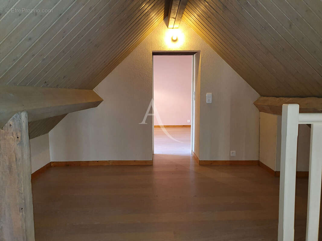 Maison à COUFFY