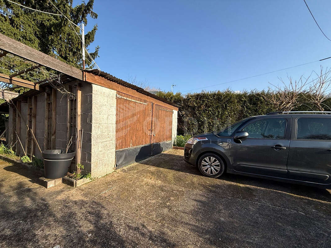 Maison à NEUVY-SUR-LOIRE
