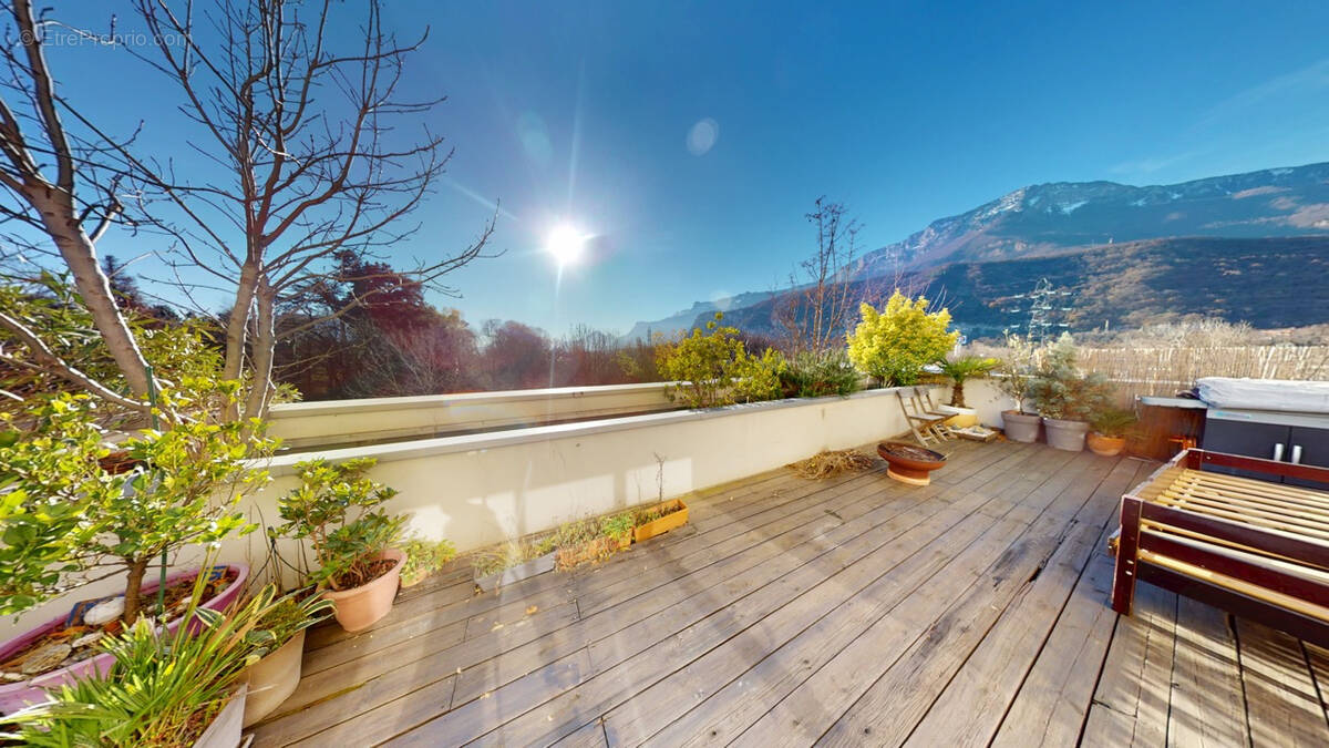 Appartement à ECHIROLLES