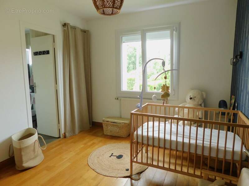 Maison à LA CHAPELLE-JANSON