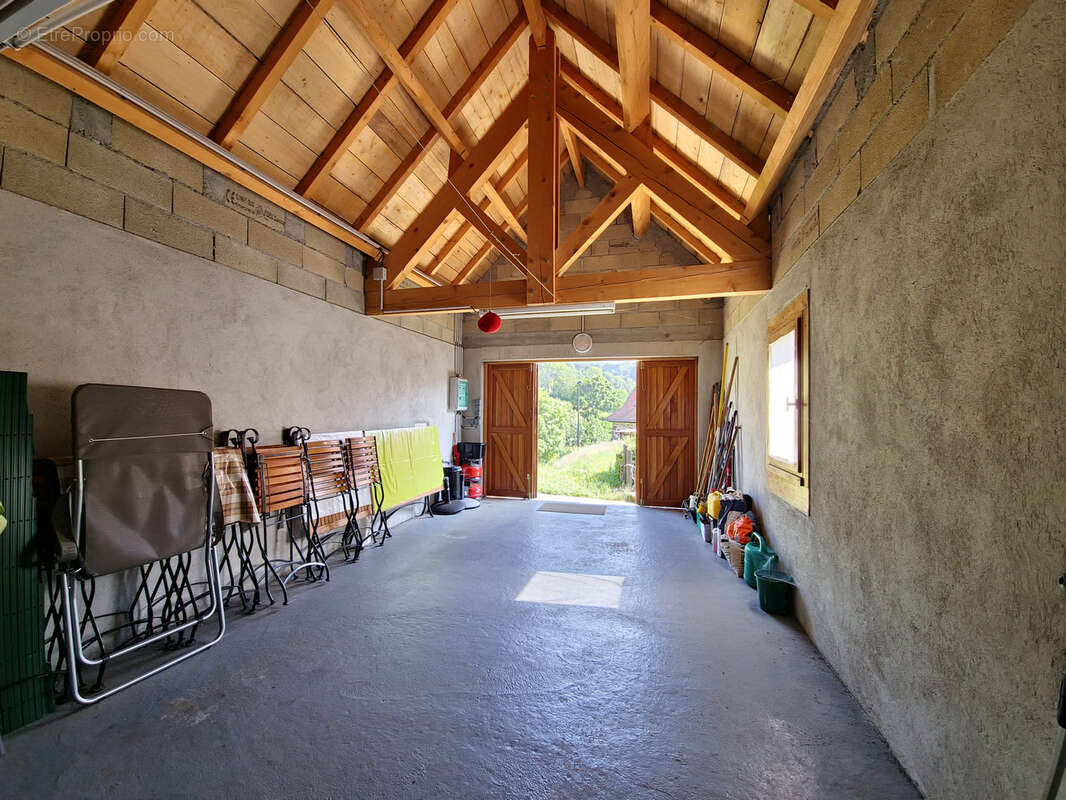 Maison à SAINT-CIRGUES-DE-JORDANNE