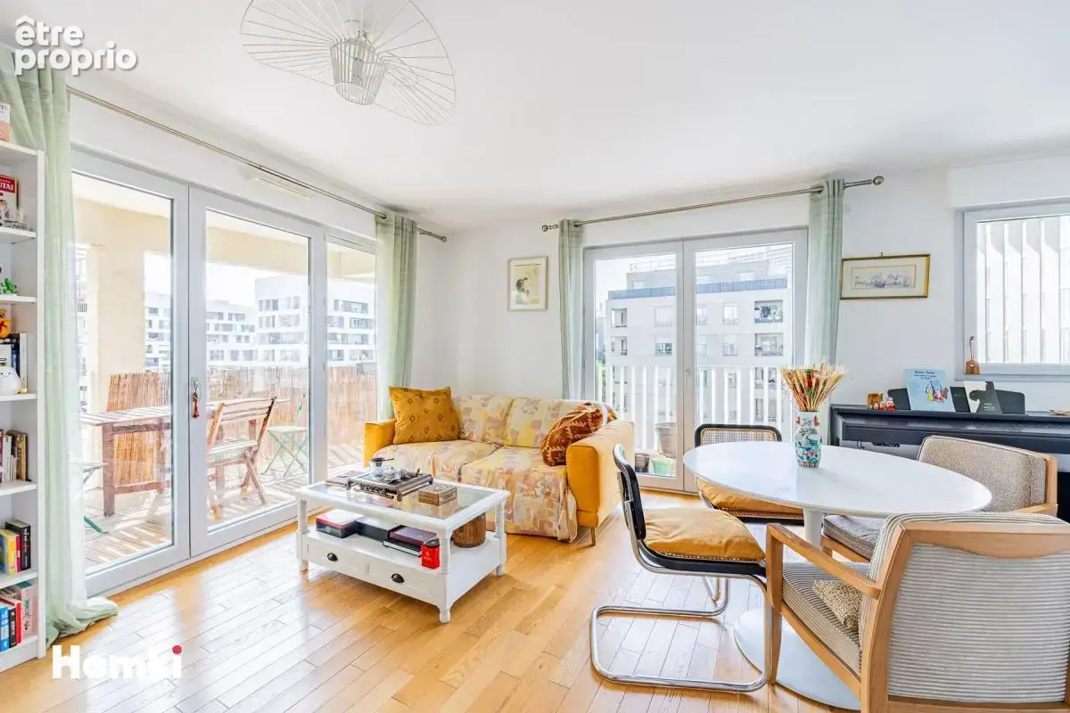 Appartement T3 de 65 m2 à Nanterre 92000, Boulevard des Provinces Françaises - photo 2