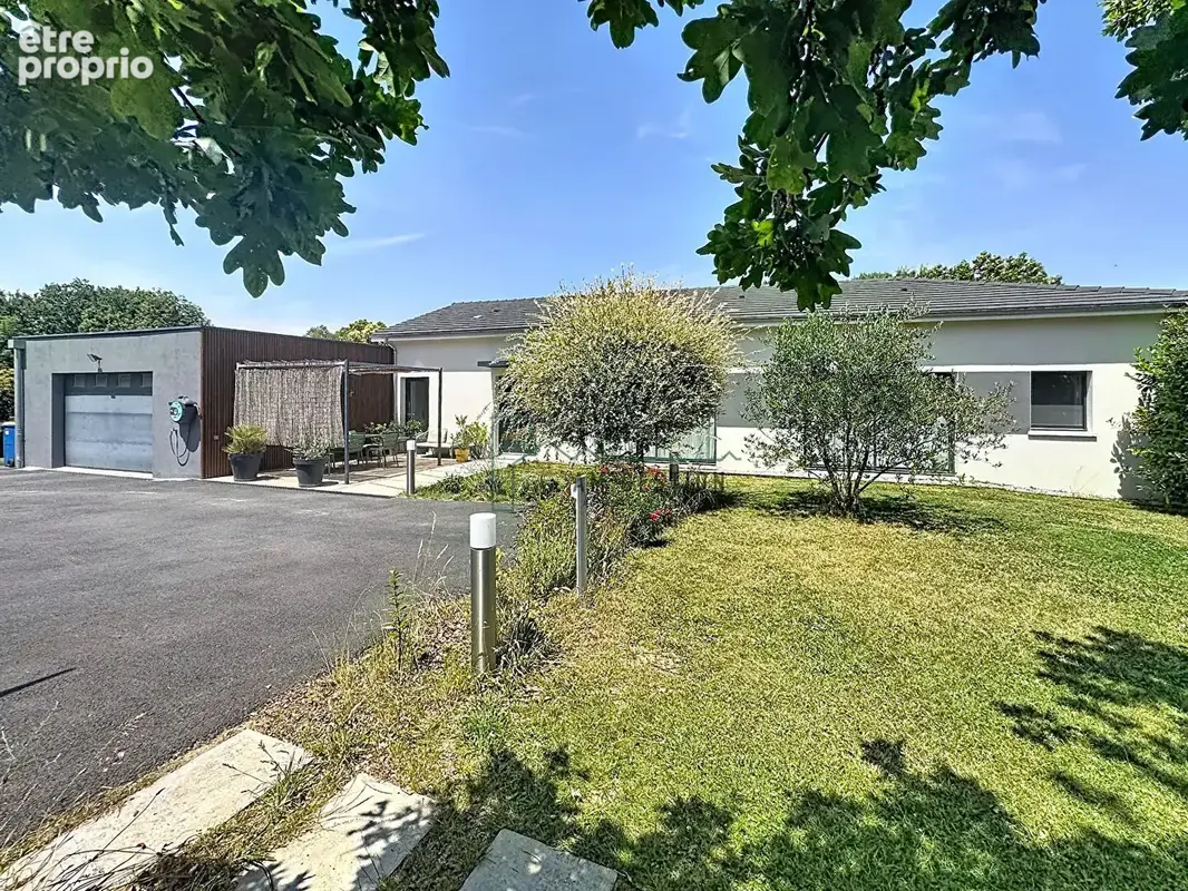 VILLA 160m2 Couzeix avec piscine et parc - photo 2