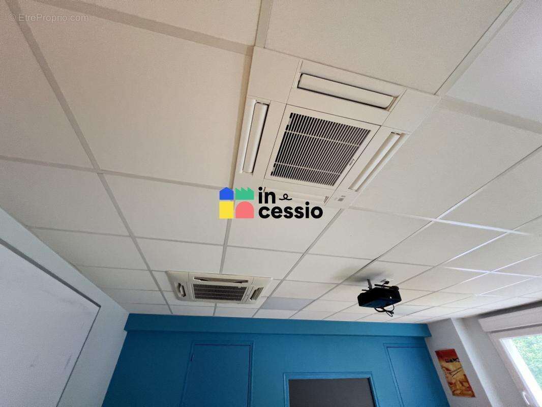 Offre rare ! Le Mans université : vos futurs bureaux dans un em - photo 17