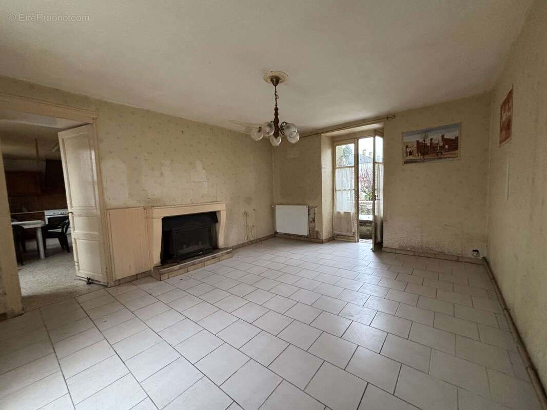 Maison à CHATILLON-SUR-SEINE