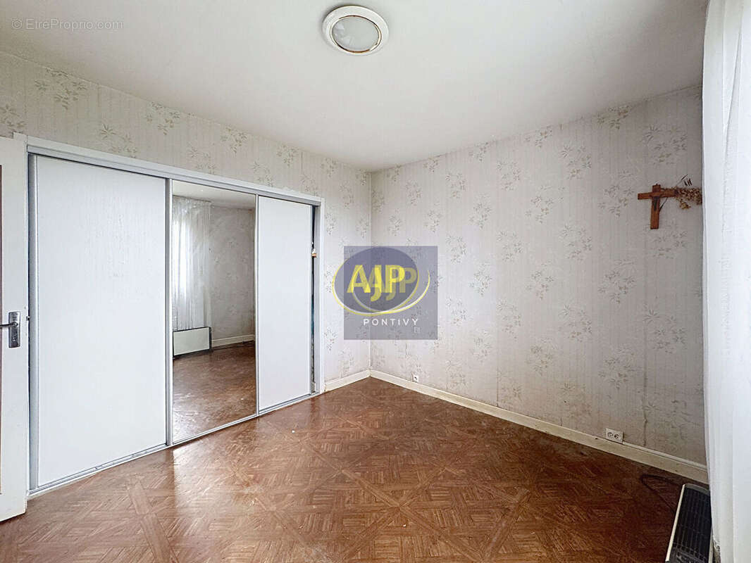 Maison à SAINT-GILLES-VIEUX-MARCHE