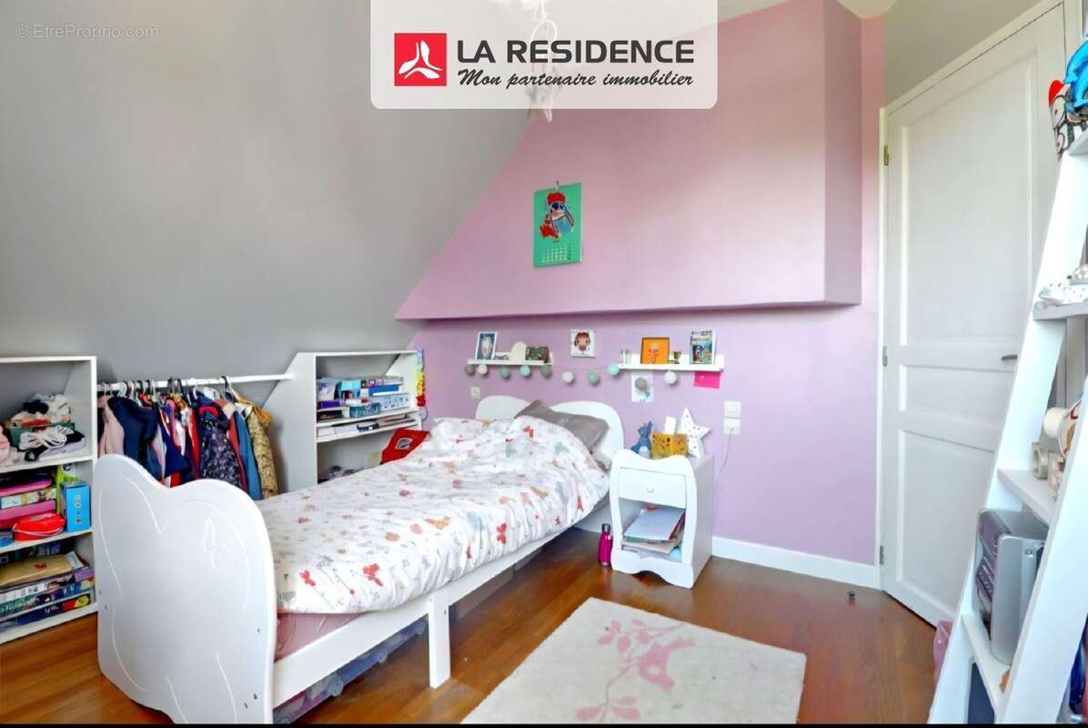 Maison à SAINT-REMY-SUR-AVRE