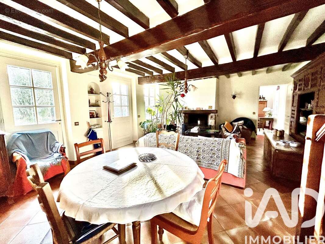 Photo 5 - Maison à FOUCHERES