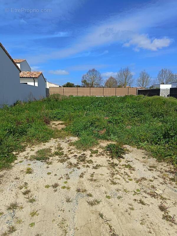 Terrain à LA ROCHELLE