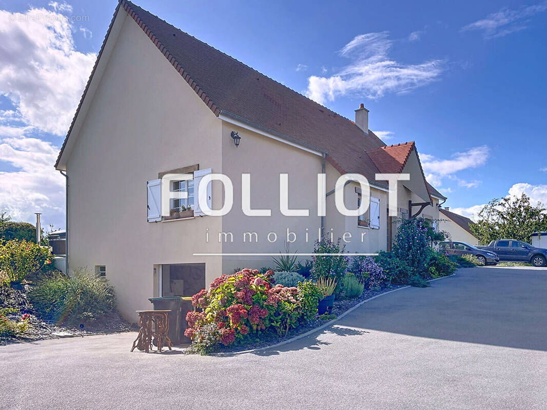 Maison à FRENOUVILLE