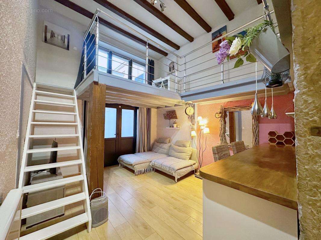 Appartement à LYON-6E