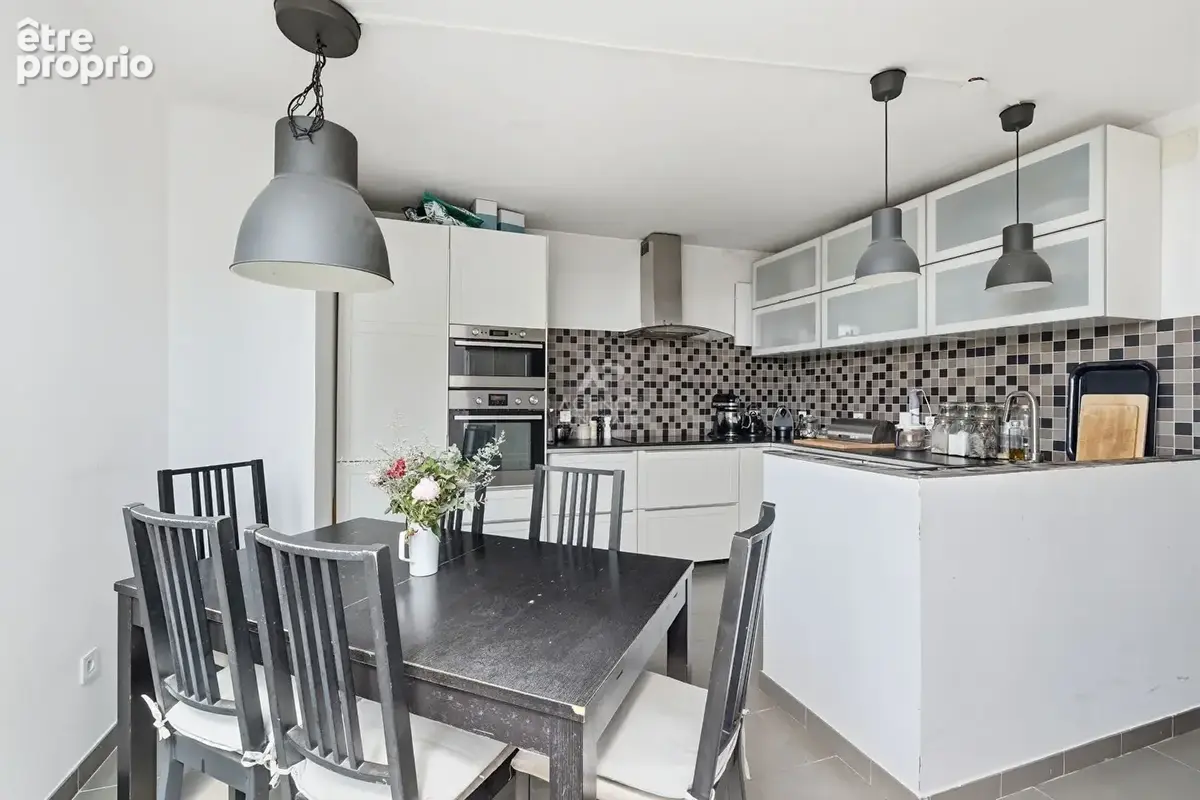 Appartement Saint Germain En Laye 5 pièce(s) 91.79 m2 - photo 3