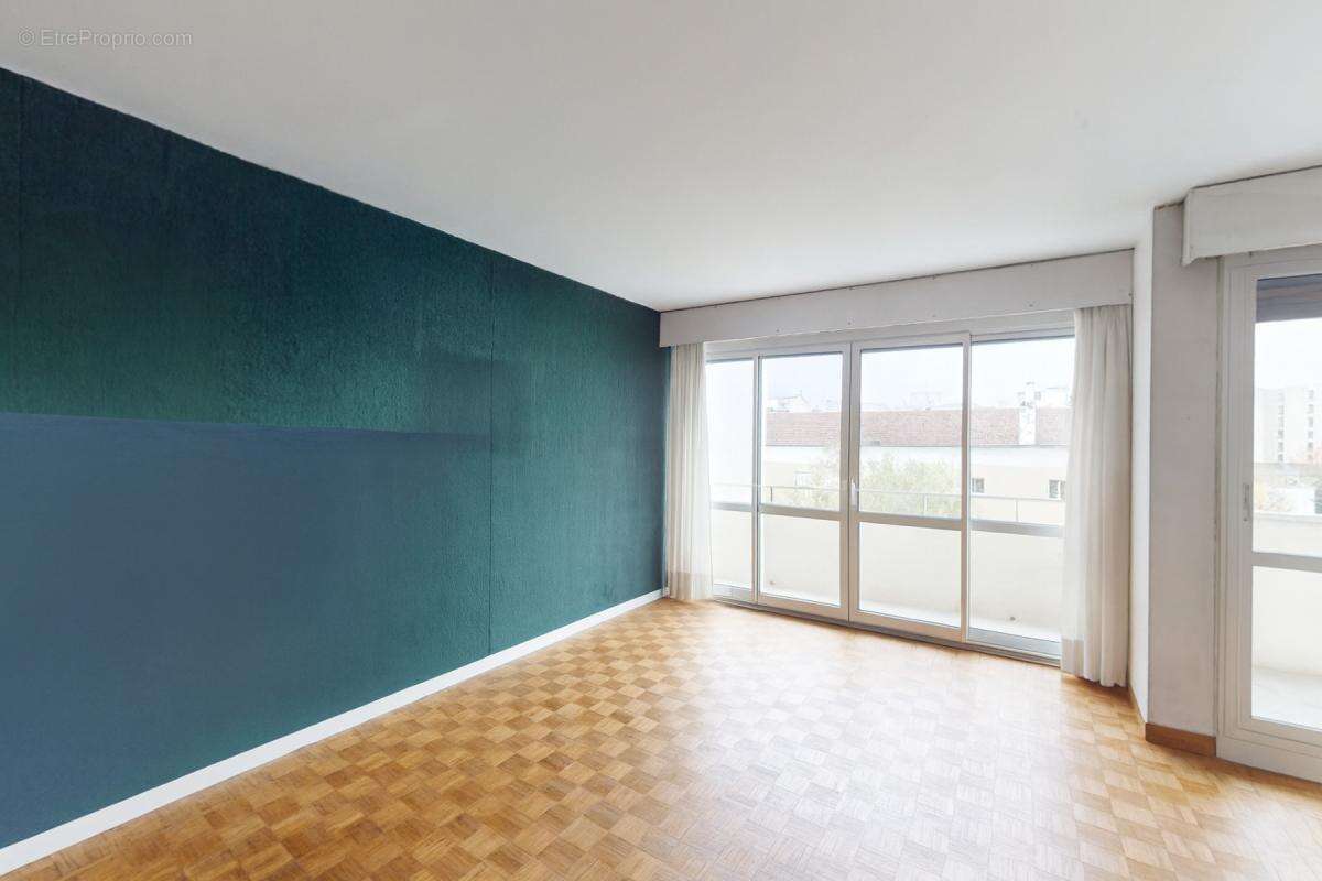 Appartement à BOIS-COLOMBES
