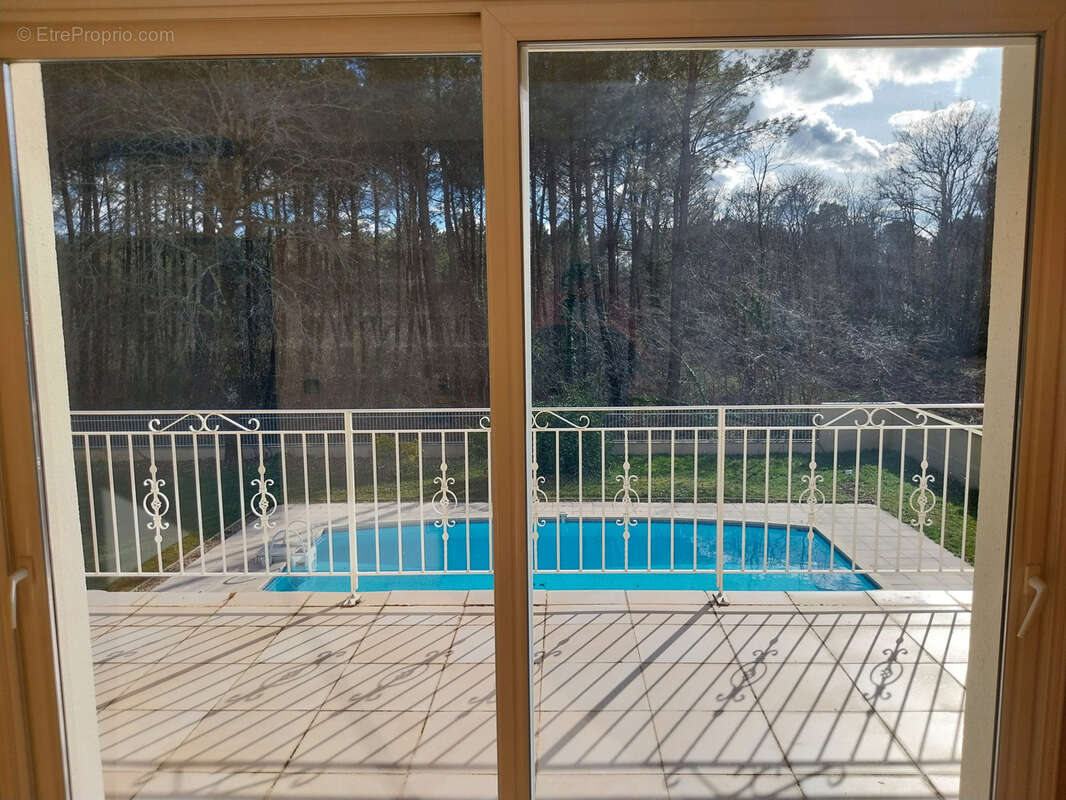 Maison à CASTRES-GIRONDE