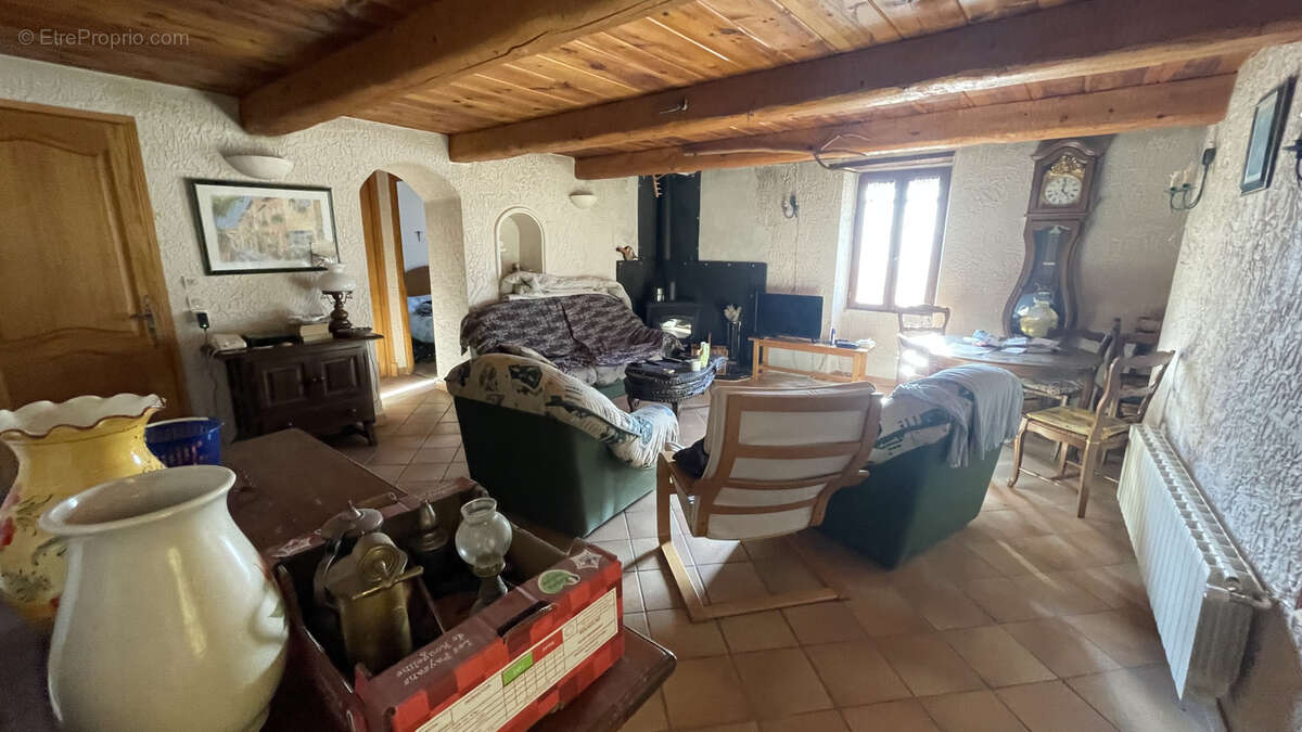 Maison à VALDEROURE