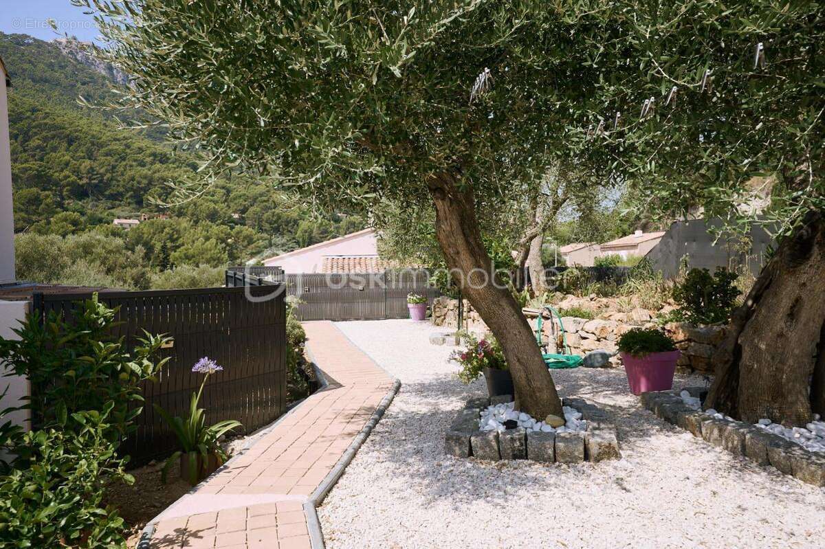 Appartement à LA VALETTE-DU-VAR