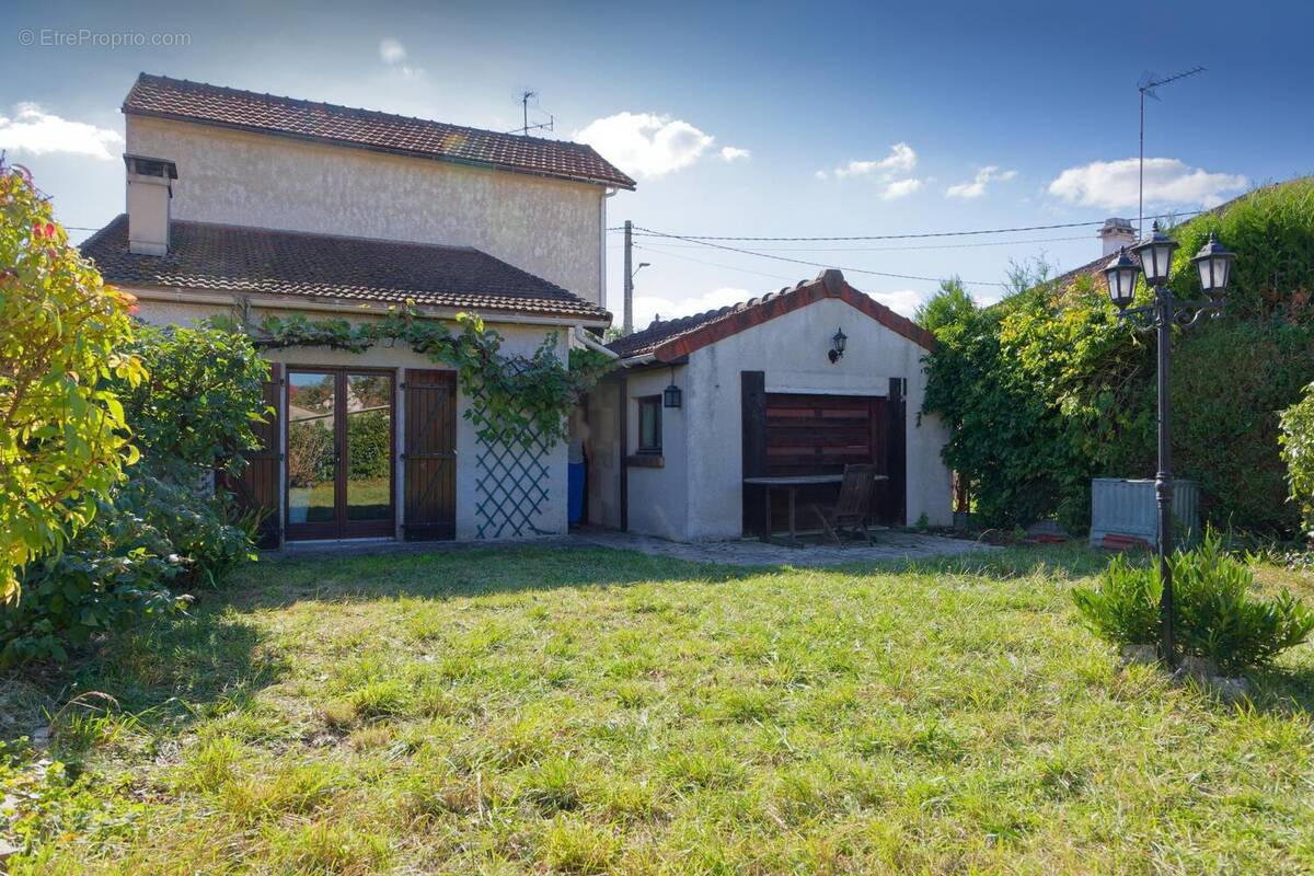 Photo 1 - Maison à MANTES-LA-VILLE