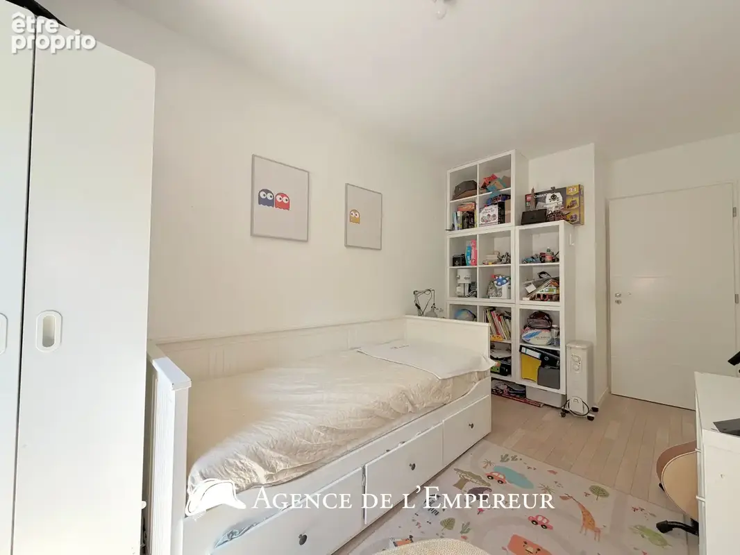 4 pièces, 3 chambres, balcon, au calme, proche place Besche à Rueil. 2 parkings. Résidence récente - photo 19