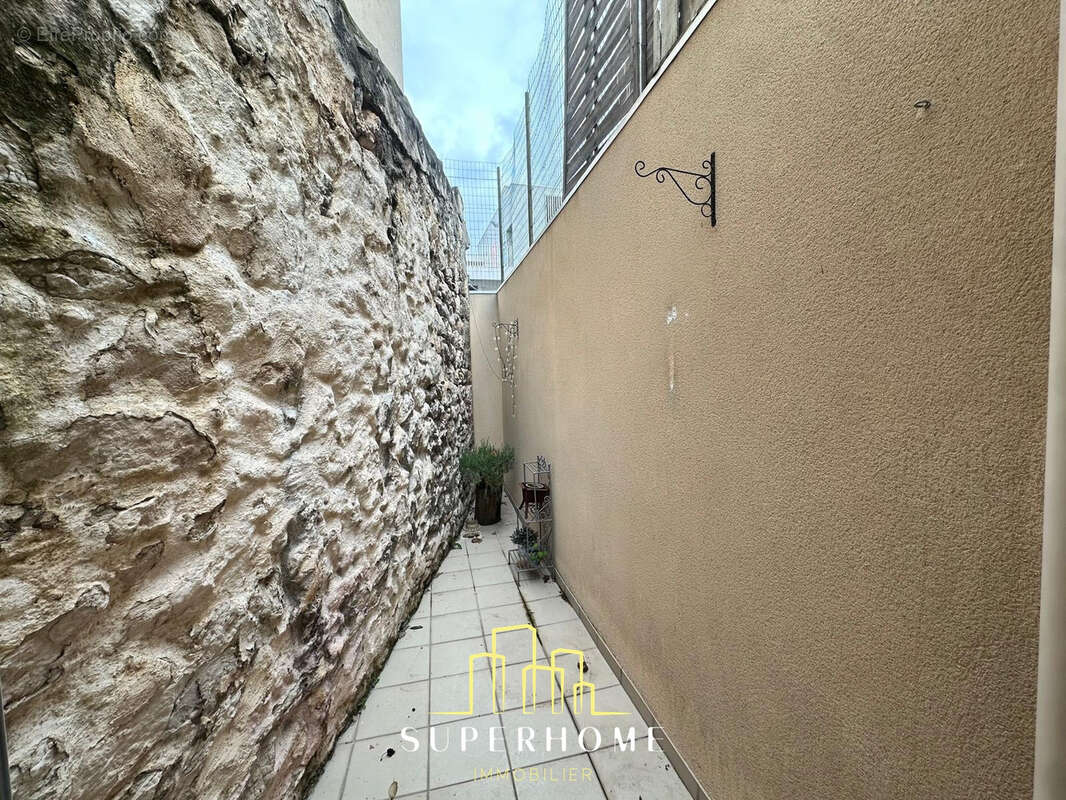 Maison à MARSEILLE-6E