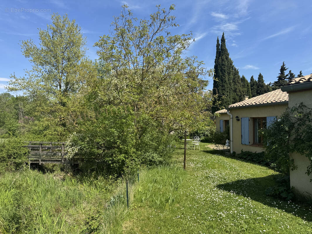 Villa de plain pied avec grand jardin - photo 12