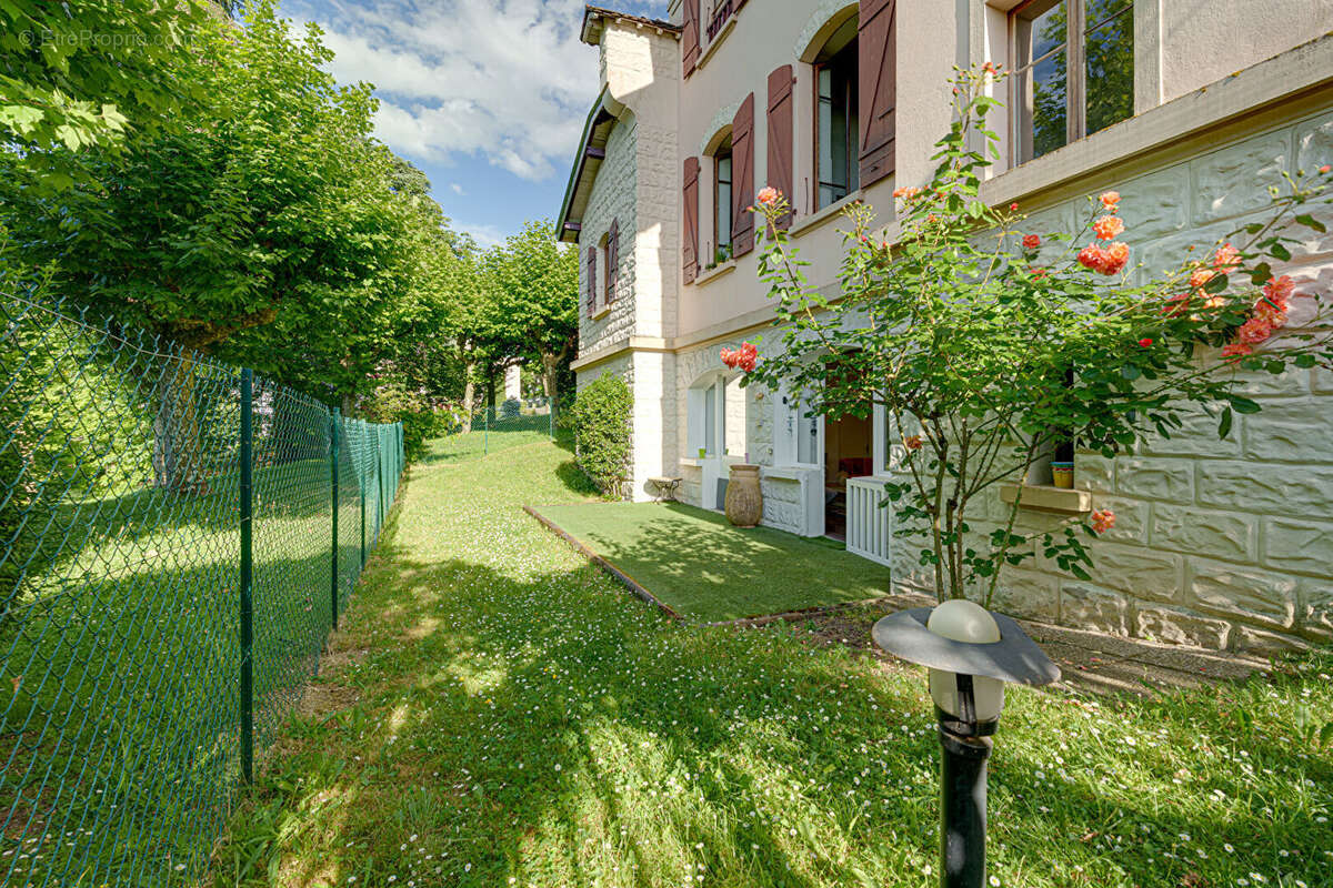 Appartement Evian Les Bains 2 pièces 55.72m² au calme et proche centre-ville - photo 9