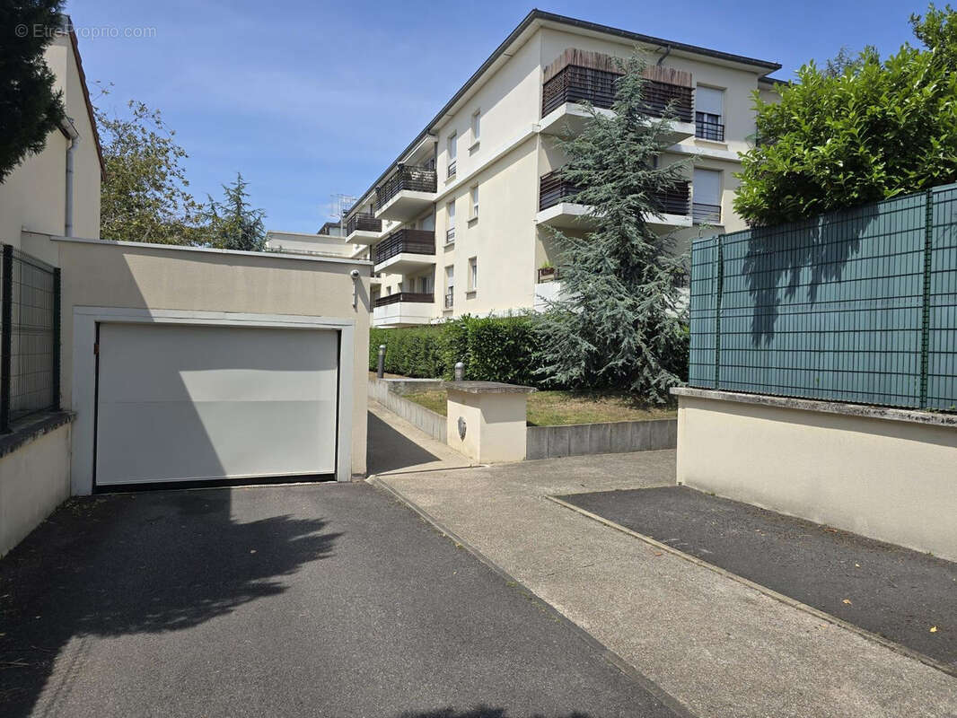 Appartement à LIVRY-GARGAN