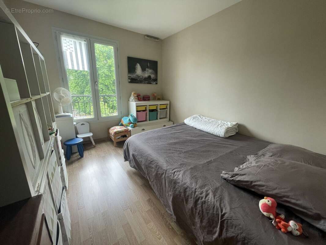 Appartement à SAINT-JEAN-DE-BRAYE