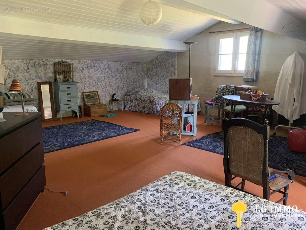 Maison à ARCES