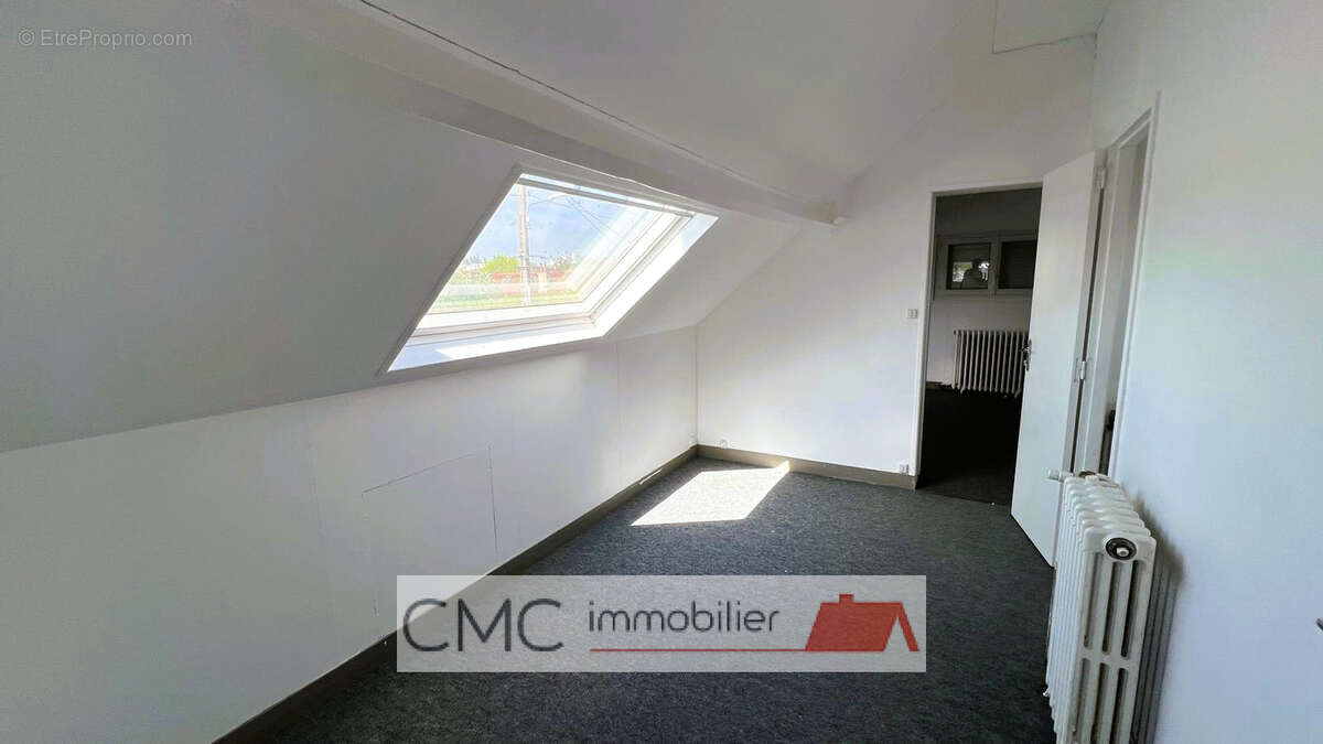 Maison 97 m² à Chartres  - photo 9