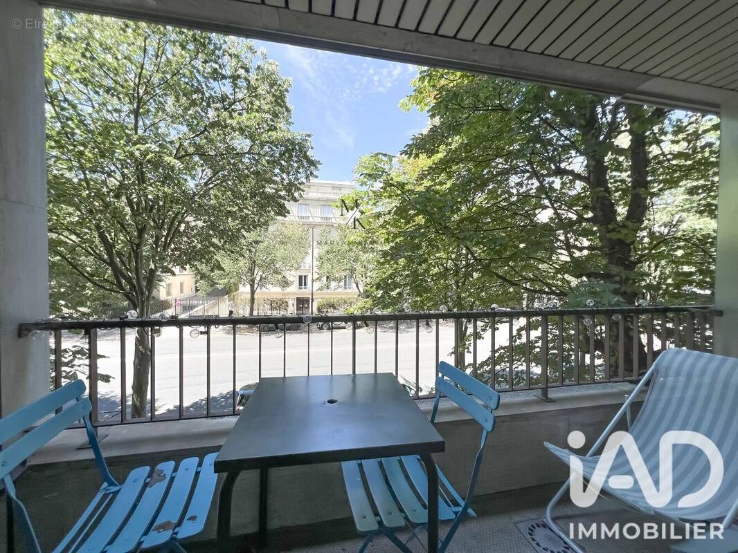 Photo 1 - Appartement à PARIS-16E