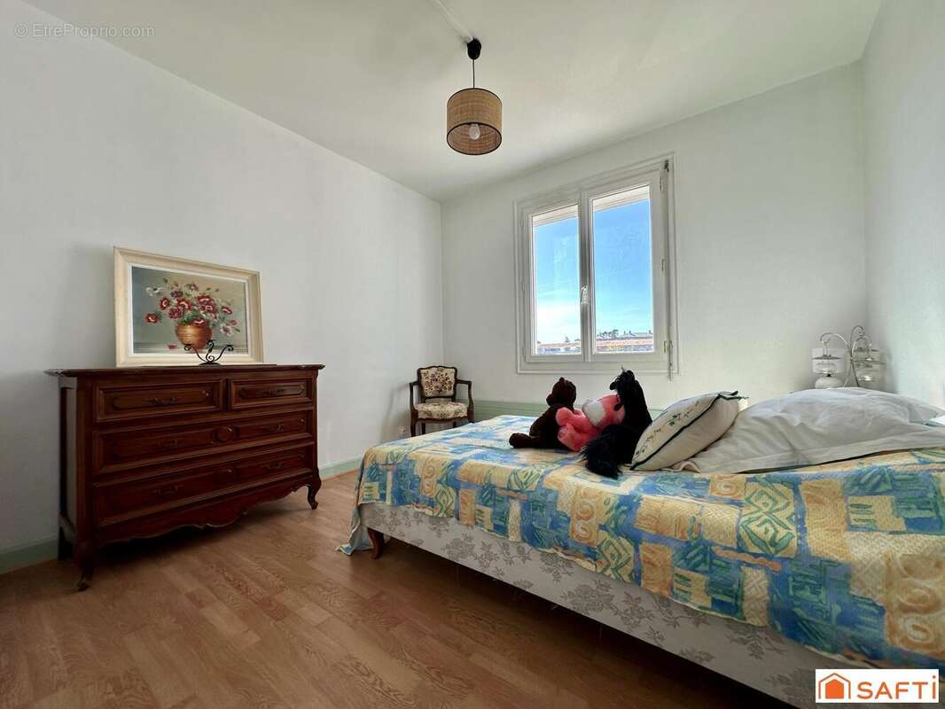 Photo 9 - Appartement à VARENNES-VAUZELLES