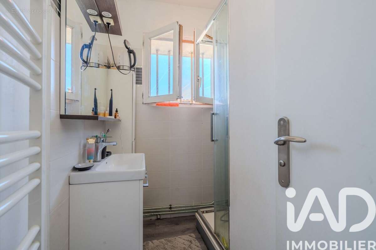 Maison 66 m² à Chessy  - photo 9