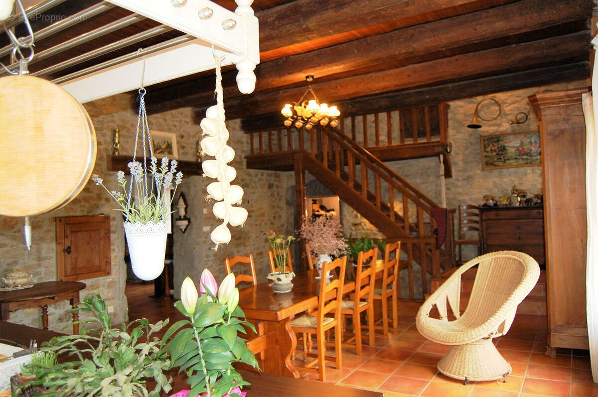 Maison à SAINT-HIPPOLYTE-DU-FORT