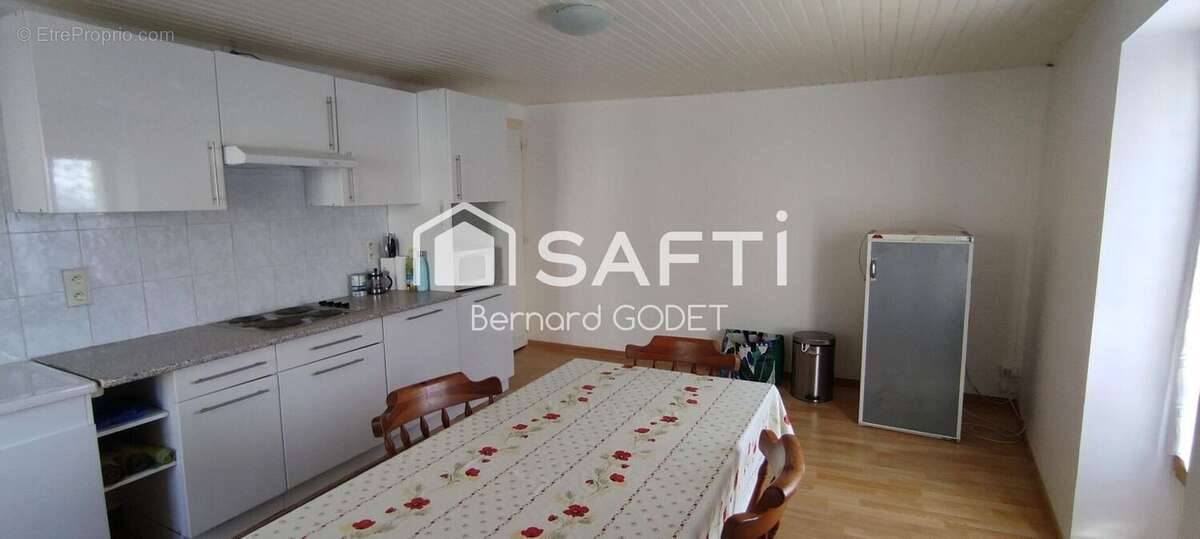 Photo 2 - Appartement à LE GRAND-MADIEU