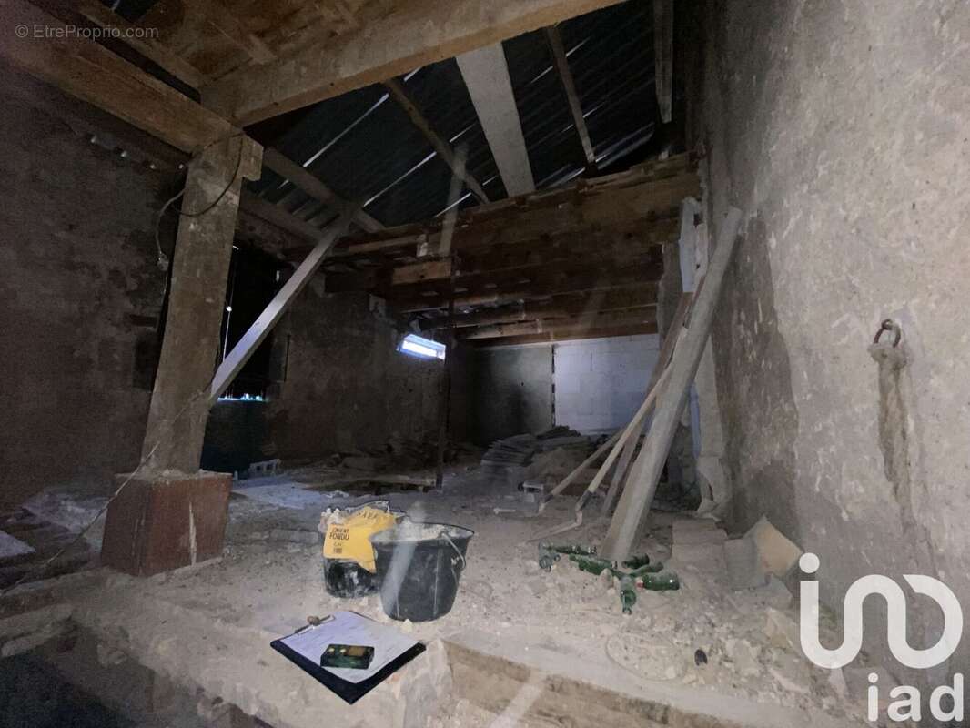 Appartement 308 m² à Bagnols-Sur-Ceze  - photo 5