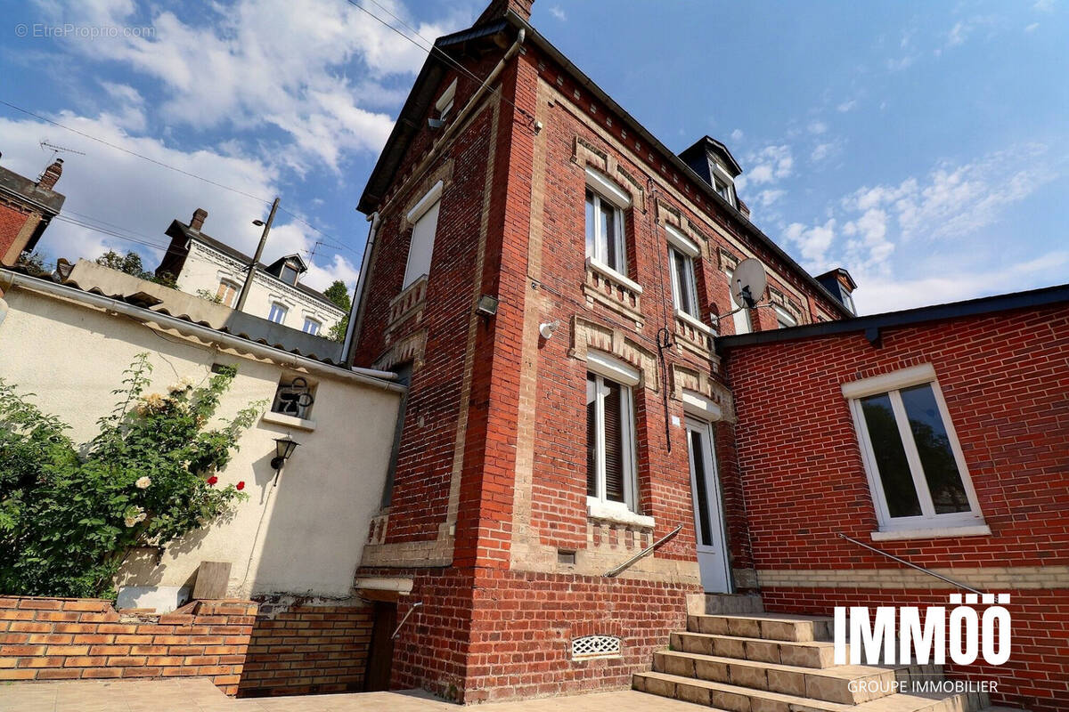 Maison à LE HOULME