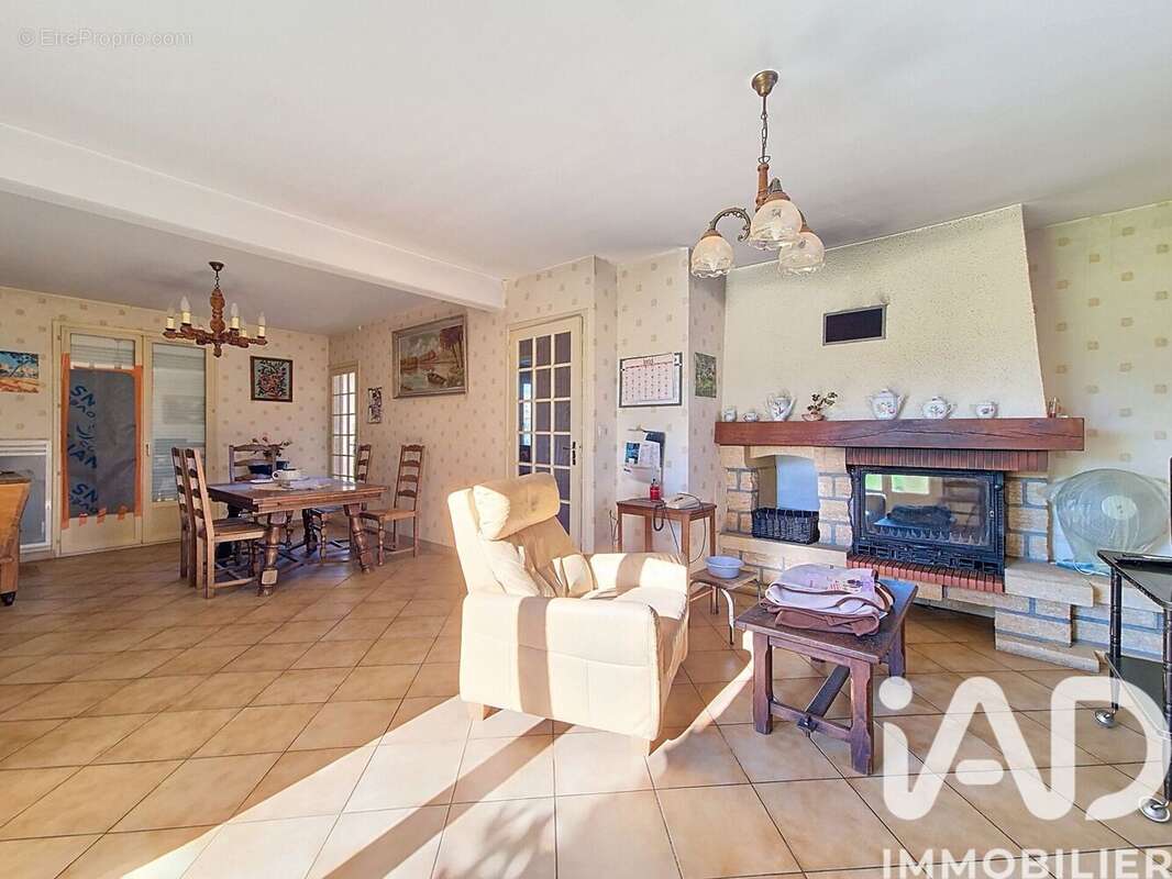 Photo 2 - Maison à DORNES