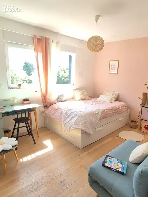 Maison contemporaine à proximité du bourg - photo 9