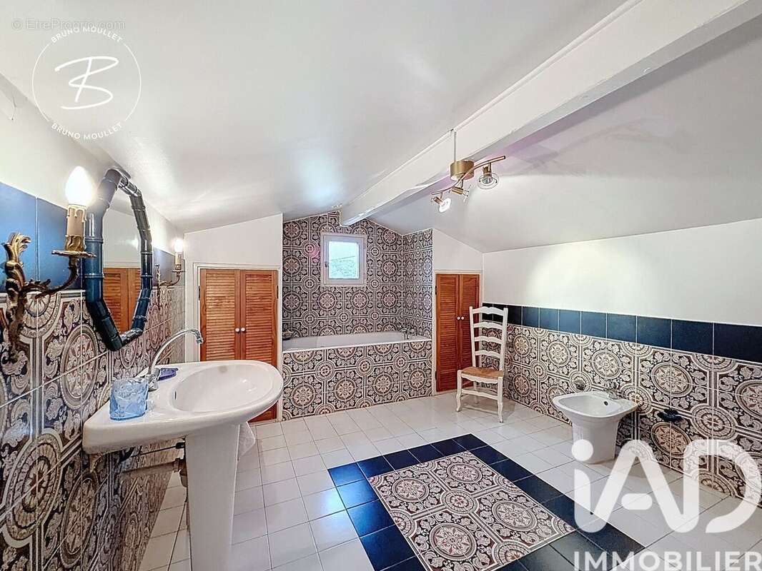 Photo 9 - Maison à SIX-FOURS-LES-PLAGES