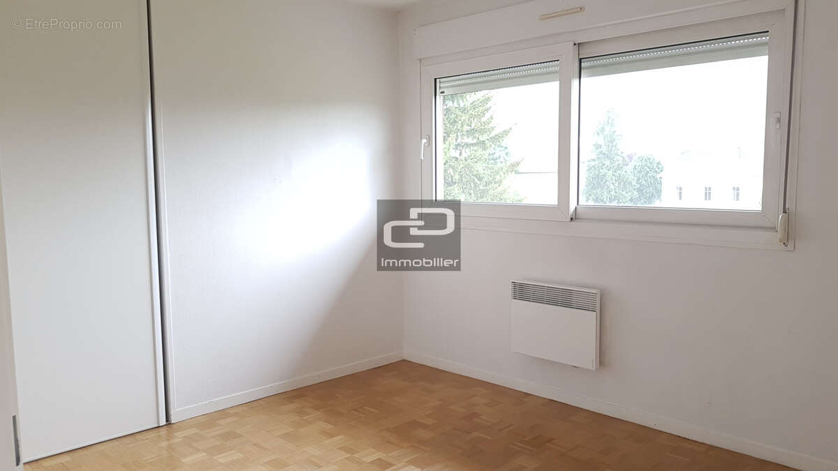 Appartement à COUZON-AU-MONT-D'OR