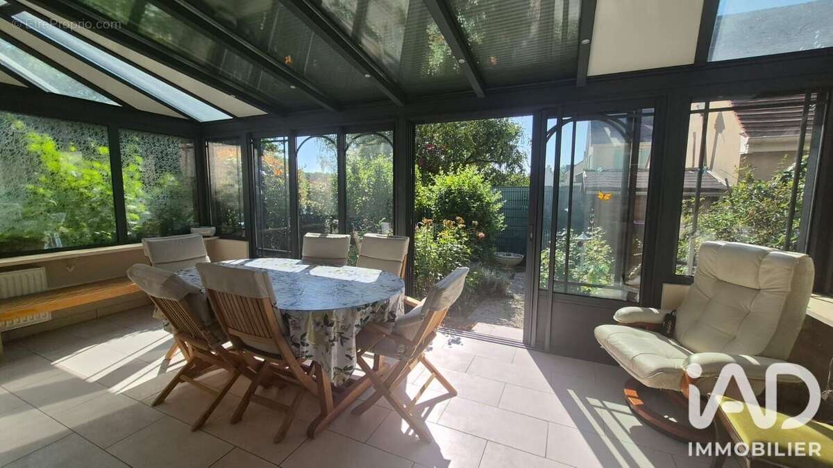 Photo 3 - Maison à LESIGNY