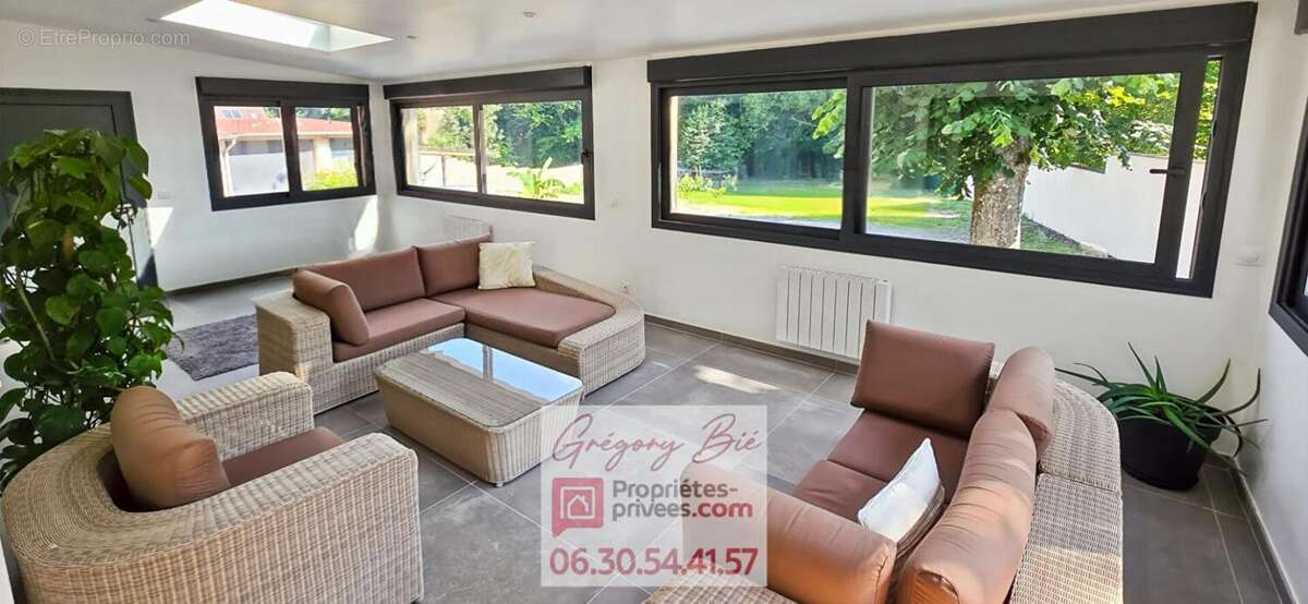 Maison à COULOMMIERS