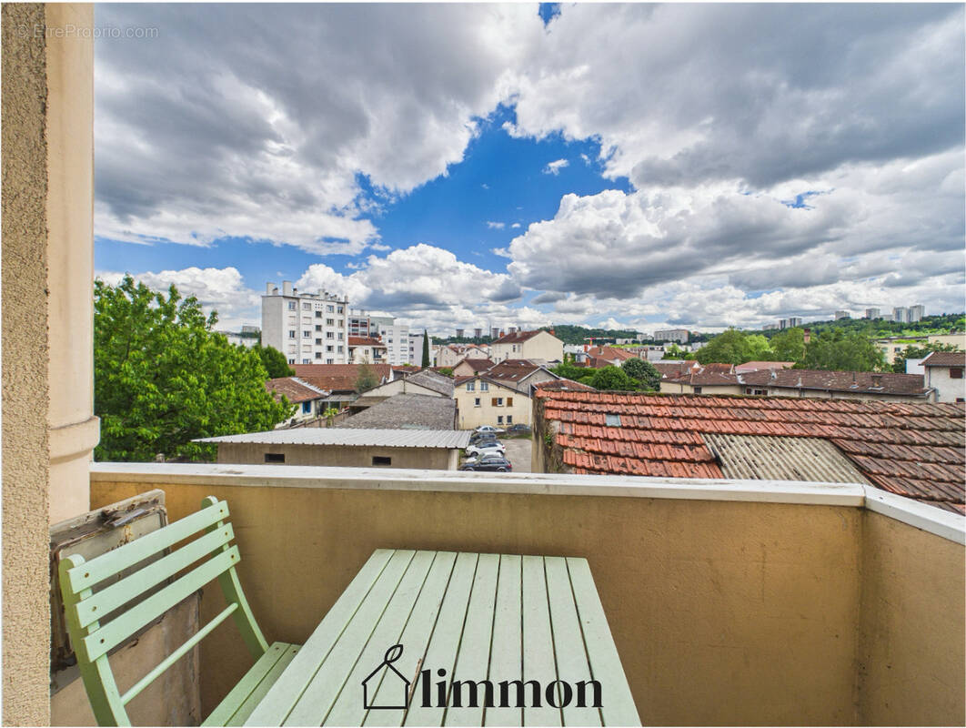 Appartement à LYON-9E
