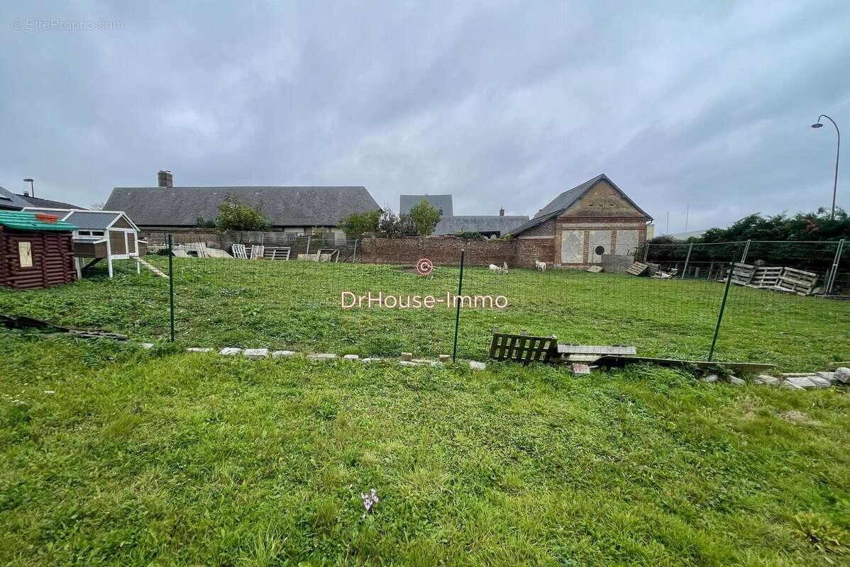 Terrain à LES GRANDES-VENTES