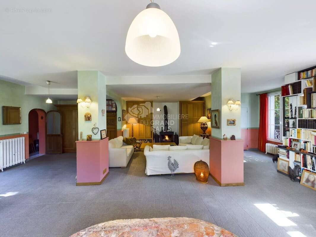 Maison à IVRY-SUR-SEINE