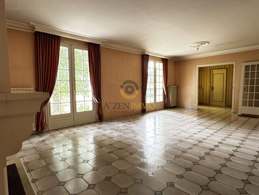 Maison 156 m² à Secondigny  - photo 4