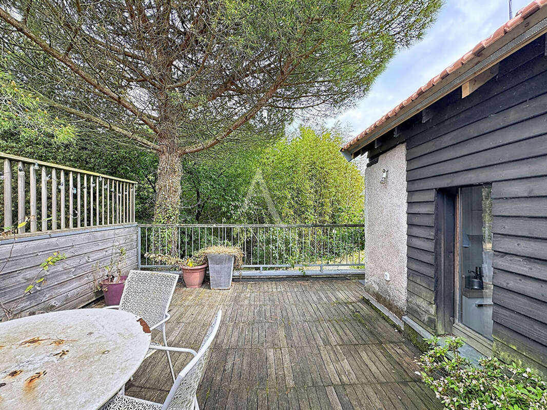 Maison à THOUARCE