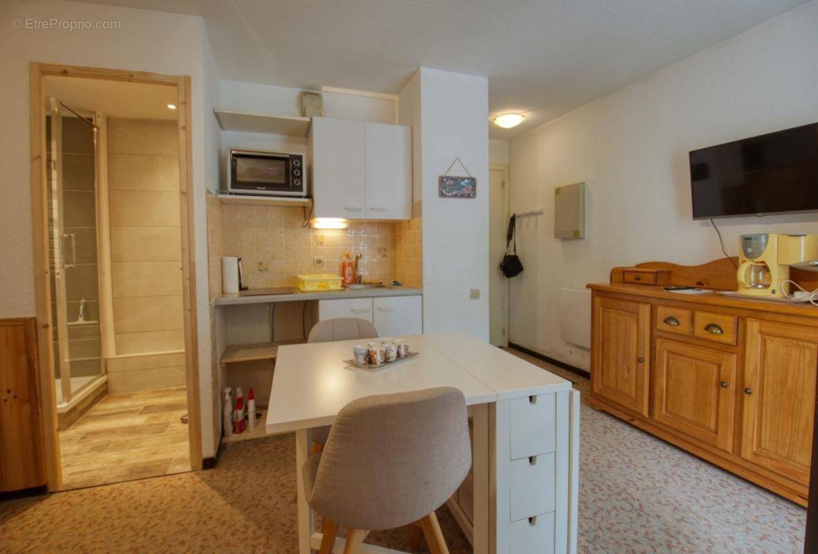 Appartement à MORILLON